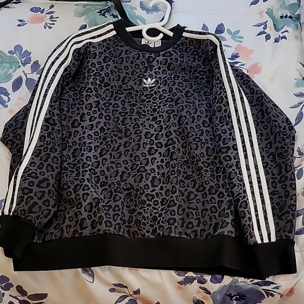 Black Leopard Crewneck Sweatshirt